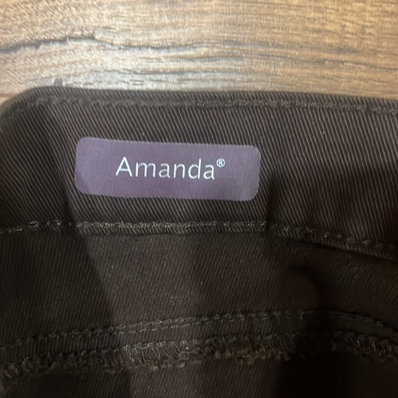 Gloria Vanderbilt-Brown ‼️Never worn‼️ - Picture 6 of 7